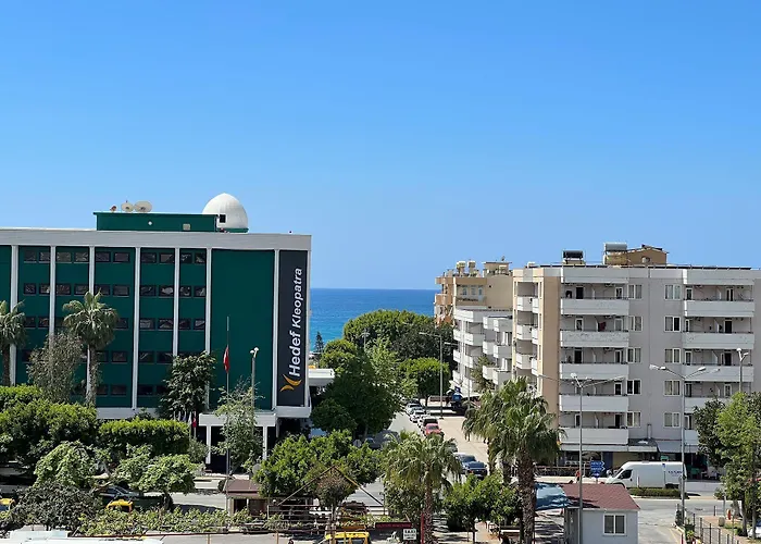 Kleopatra Sunlight Szálloda