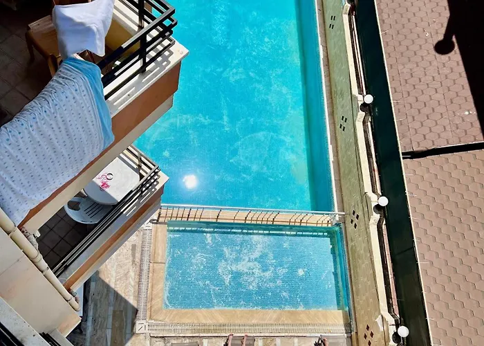 Kleopatra Sunlight 3*